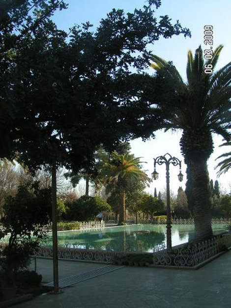 В саду Эрам Шираз, Иран