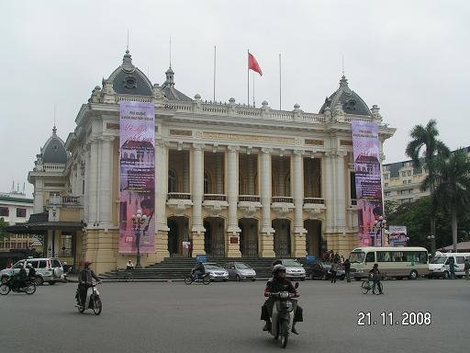 Опера, оставшаяся от французов Ханой, Вьетнам