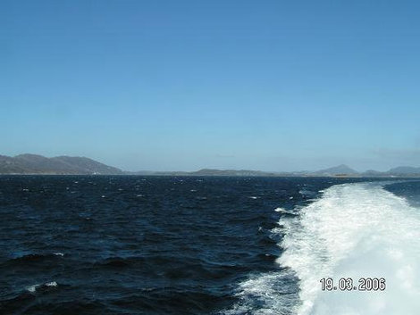 Синее море за кормой Западная Норвегия, Норвегия