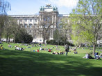 Именно в этом районе находятся самые знаменитые музеи Вены