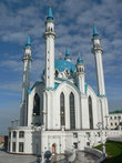 Мечеть Кул Шариф (современная, восстановлена приблизительно на месте старой Соборной мечети, разрушенной при взятии Казани в 1552 г.)