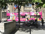Такие автобусы ездят по Парижу