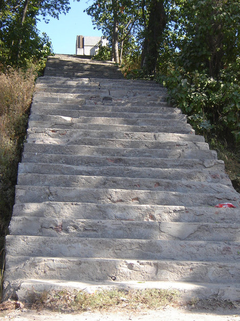 Лестница к памятнику Республика Карелия, Россия