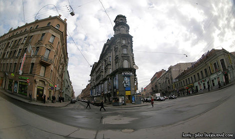 Пять углов — одно из самых посещаемых внеэкскурсионных достопримечательностей. Санкт-Петербург, Россия
