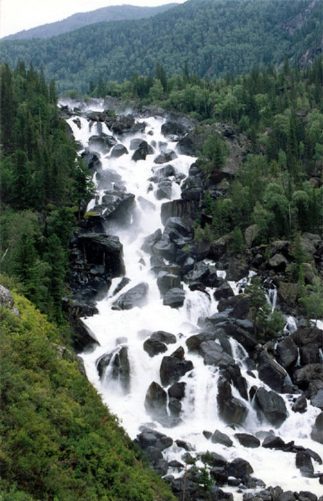 Чульчинский водопад Республика Алтай, Россия