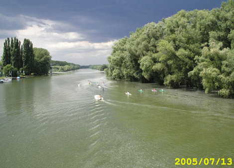 Здесь берет свое начало Дунай Дьёр, Венгрия