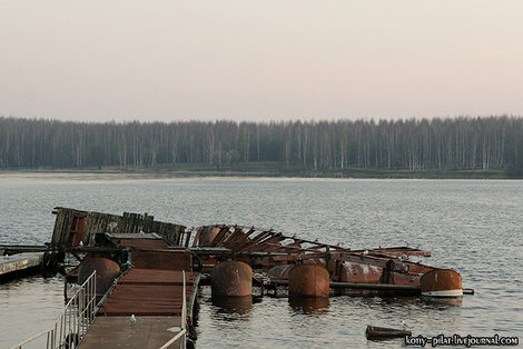 Есть небольшой порт, но он, к сожалению, заброшен. Десногорск, Россия