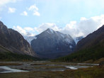 Гора Караташ, Малый Актру — слева