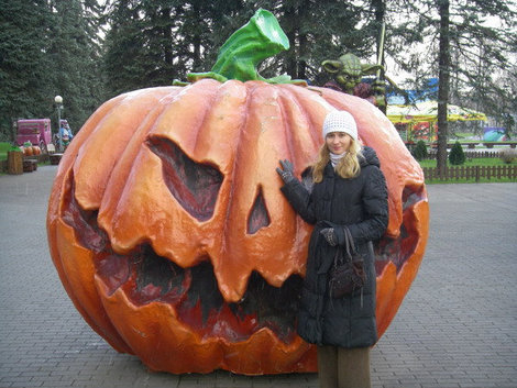 На Хэллоуин в парке. Санкт-Петербург, Россия