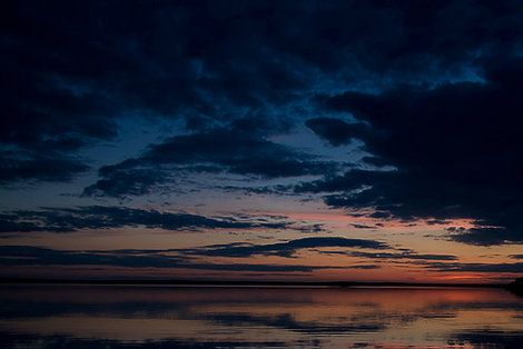 Закат над Селигером Светлица (Нило-Столбенская пустынь), Россия