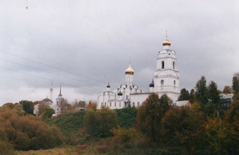 фото вид на центр с реки Вязьма, Россия