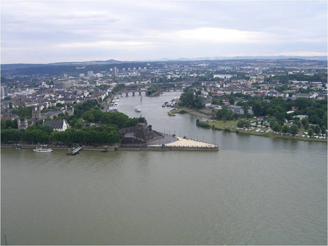 Слияние двух рек Кобленц, Германия