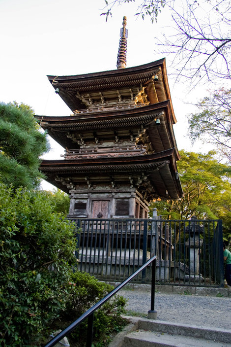 Маленькая пагода Киото, Япония