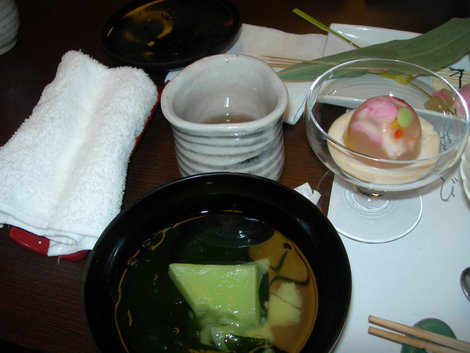 Цветение сакуры: Ужин с гейшами Киото, Япония