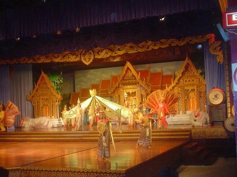 Танцы Паттайя, Таиланд