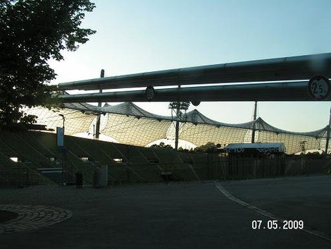 Крыша олимпийского стадиона Мюнхен, Германия