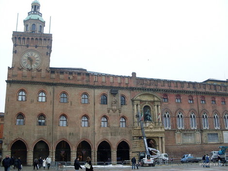 Палаццо Комунале Болонья, Италия