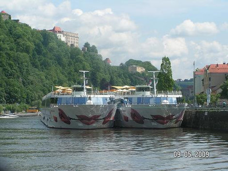 Кораблики влюблены в Дунай Пассау, Германия