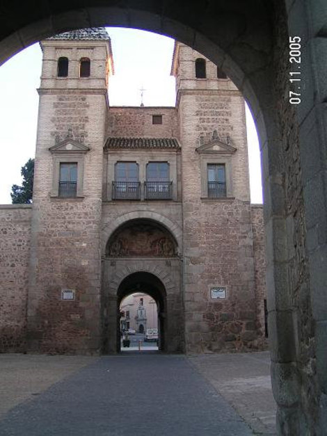 Главные ворота Толедо, Испания