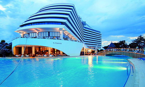 Titanic Beach & Resort