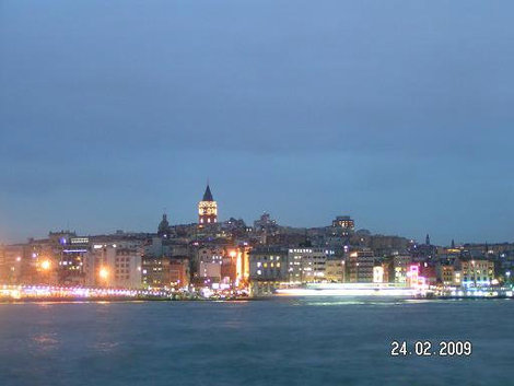 Стамбул ввечеру Стамбул, Турция