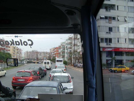 Анталия из окна автобуса Кемер, Турция