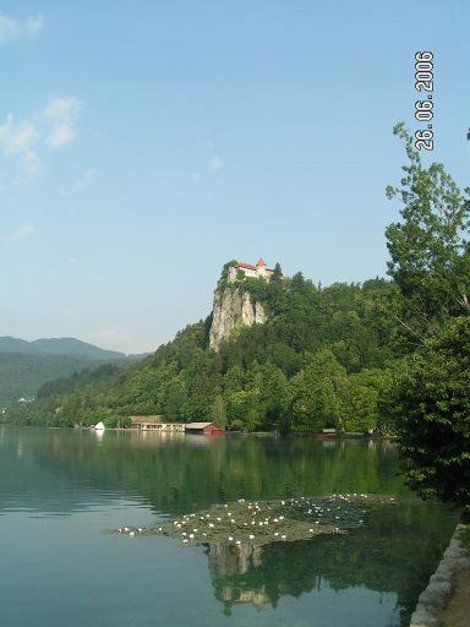 Замок на утёсе Блед, Словения