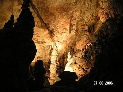 Подземное царство Постойна, Словения