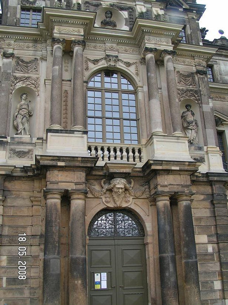Типичная местная архитектура Дрезден, Германия