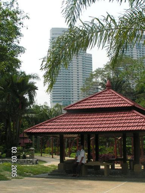 Тихий оазис посреди мегаполиса Куала-Лумпур, Малайзия