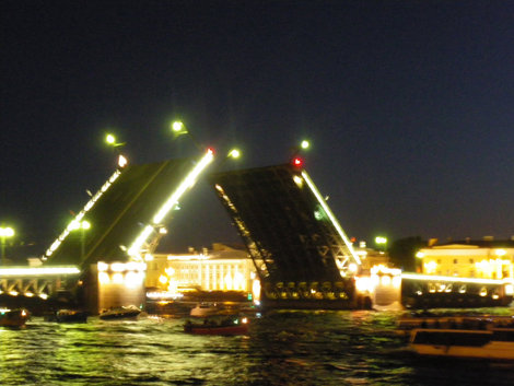 Разводка Дворцового моста Санкт-Петербург, Россия