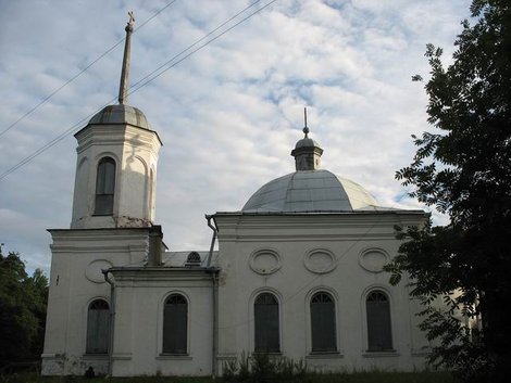 Афанасьевская (?) на старом кладбище церковь