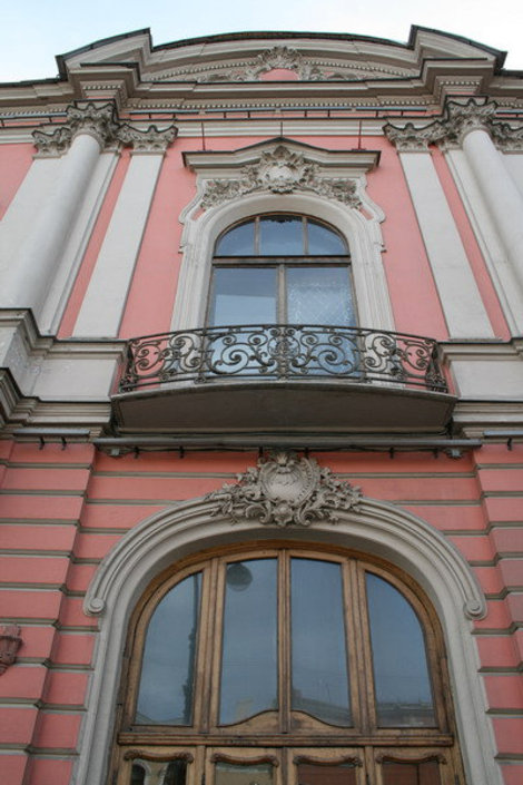 Невский пр., 41 (дворец Белосельских-Белозерских). Санкт-Петербург, Россия