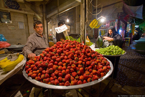 Фрукты-овощи Иран