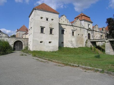 Замок в Свирже Львовская область, Украина