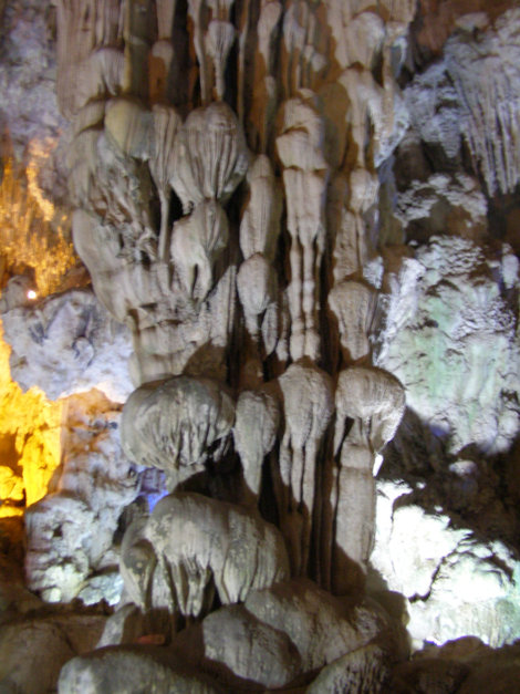 Пещера Доуго Вьетнам
