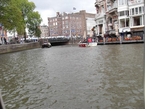На кораблике по каналам Амстердам, Нидерланды