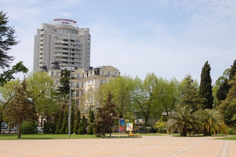 Площадь Искусств весной Сочи, Россия
