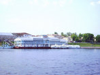 Рыбинск. Рыбинский речной вокзал — единственный на всей Волге деревянный дебаркадер 50-х годов XX века