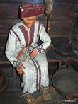 Яранск. Краеведческий музей. Женщина в марийском костюме