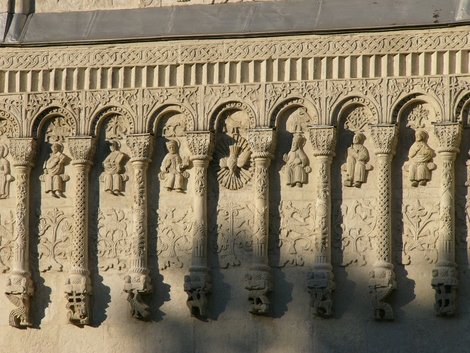 Резьба на стенах Дмитриевского собора Владимир, Россия