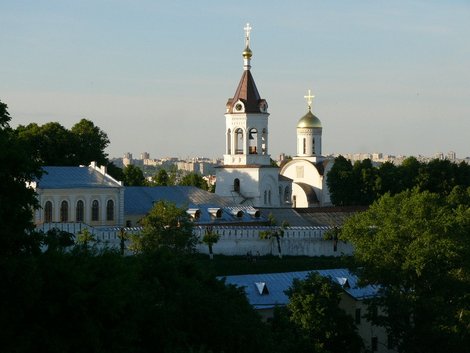 Новый город за монастырскими стенами Владимир, Россия