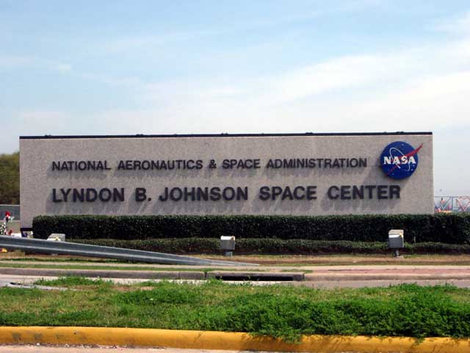 НАСА -Центр пилотируемых космических кораблей Хьюстон, CША
