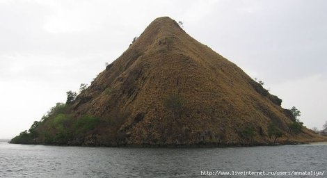 Острова в районе Комодо и Ринча Индонезия
