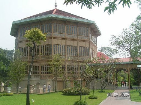Здание построено без гвоздей Бангкок, Таиланд