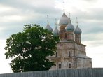 Спасо-Яковлевский монастырь. Храм 16-го века.