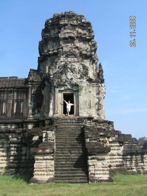 Изображая сцену Рамаяны Ангкор (столица государства кхмеров), Камбоджа
