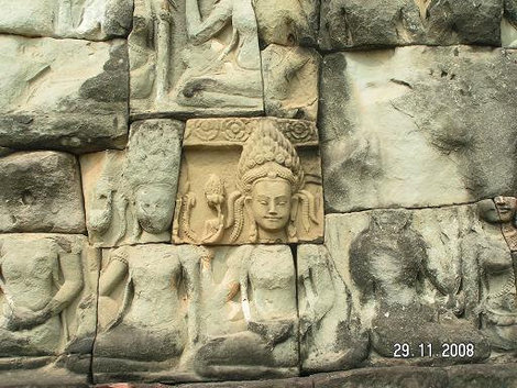 Следы реставрации Ангкор (столица государства кхмеров), Камбоджа