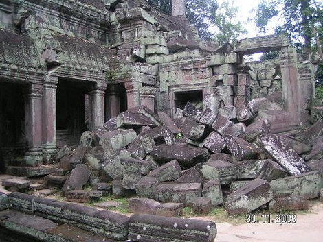 Сборище каменных глыб Ангкор (столица государства кхмеров), Камбоджа