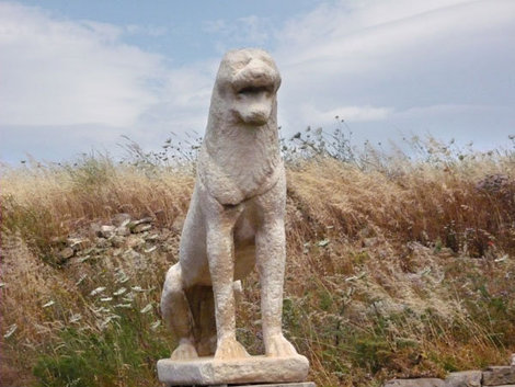 Копия львиной скульптуры, остров Делос Остров Делос, Греция